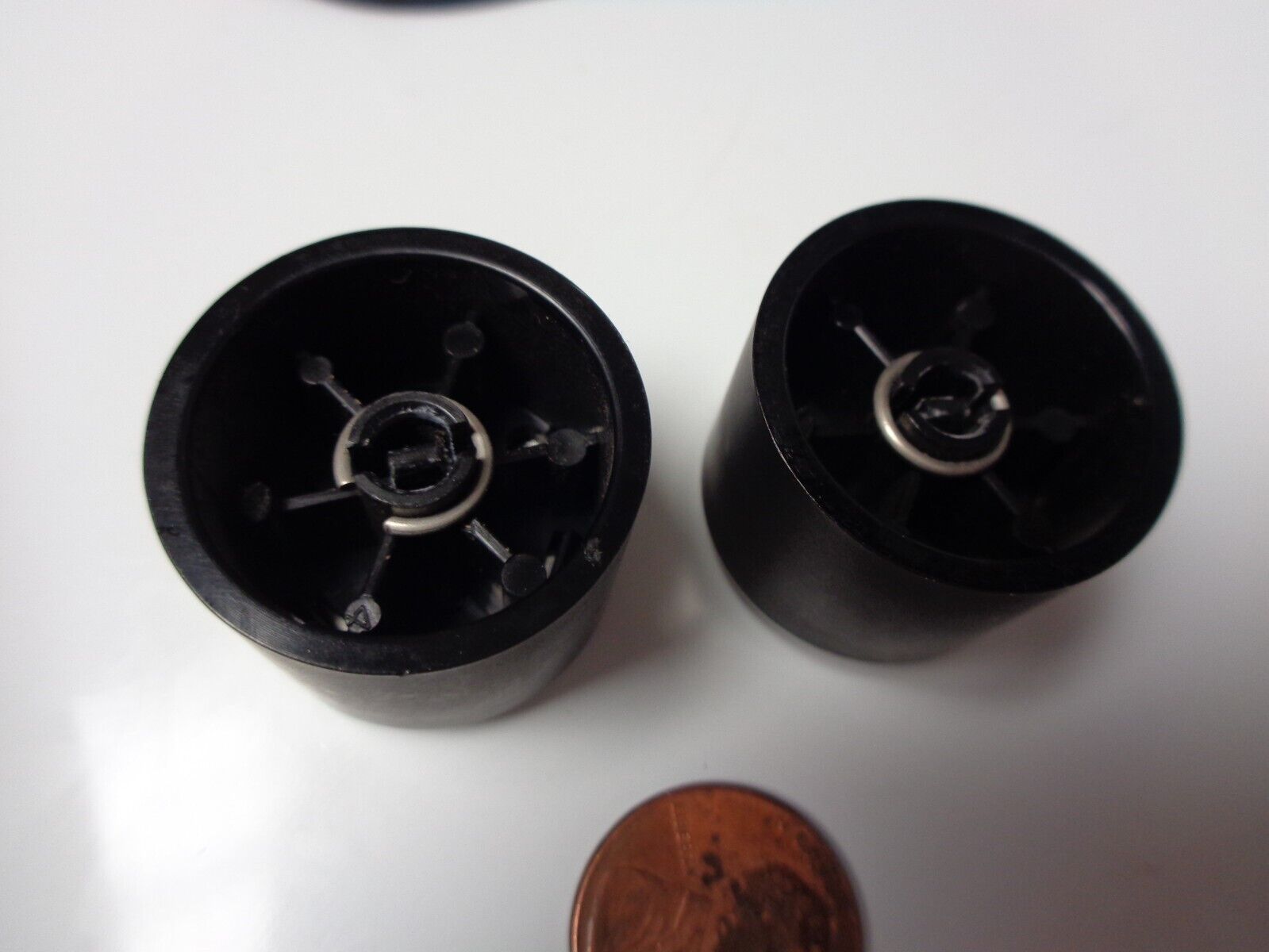 2009 2010 HYUNDAI SONATA RADIO STEREO CONTROL KNOB SET OEM FREE SHIPPING! - RarePartsFinder.Com