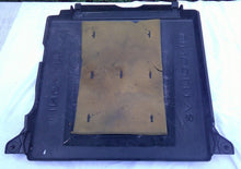 2005 - 2006 LINCOLN NAVIGATOR OEM ENGINE COVER  5L7Z-6A949-AA   EC2