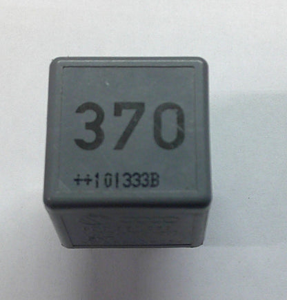 USA SELLER VW AUDI RELAY 370 8D0 951 253 TESTED 1 YEAR WARRNTY FREE SHIPPING VW1