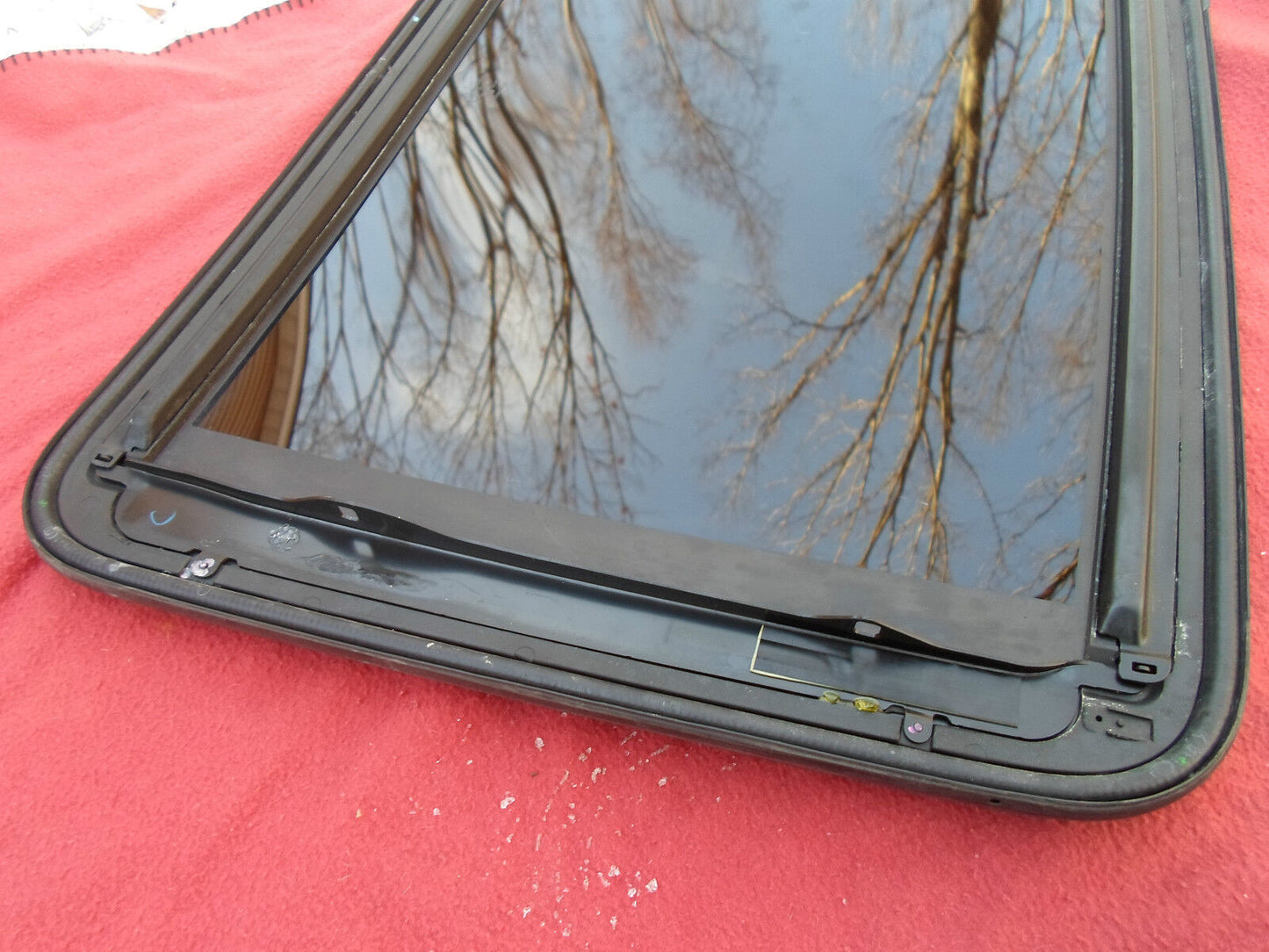 2000 - 2005 MITSUBISHI ECLIPSE OEM SUNROOF GLASS  NO ACCIDENT! FREE SHIPPING! - RarePartsFinder.Com