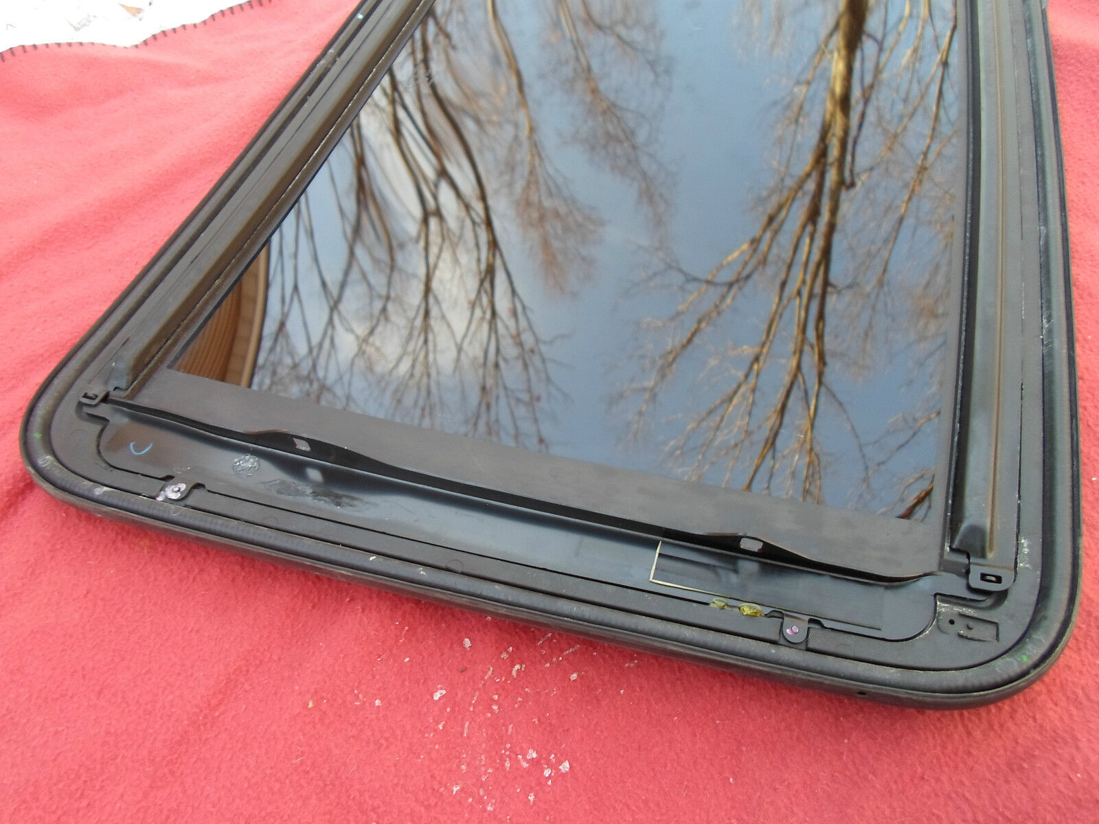 2000 - 2005 MITSUBISHI ECLIPSE OEM SUNROOF GLASS  NO ACCIDENT! FREE SHIPPING! - RarePartsFinder.Com