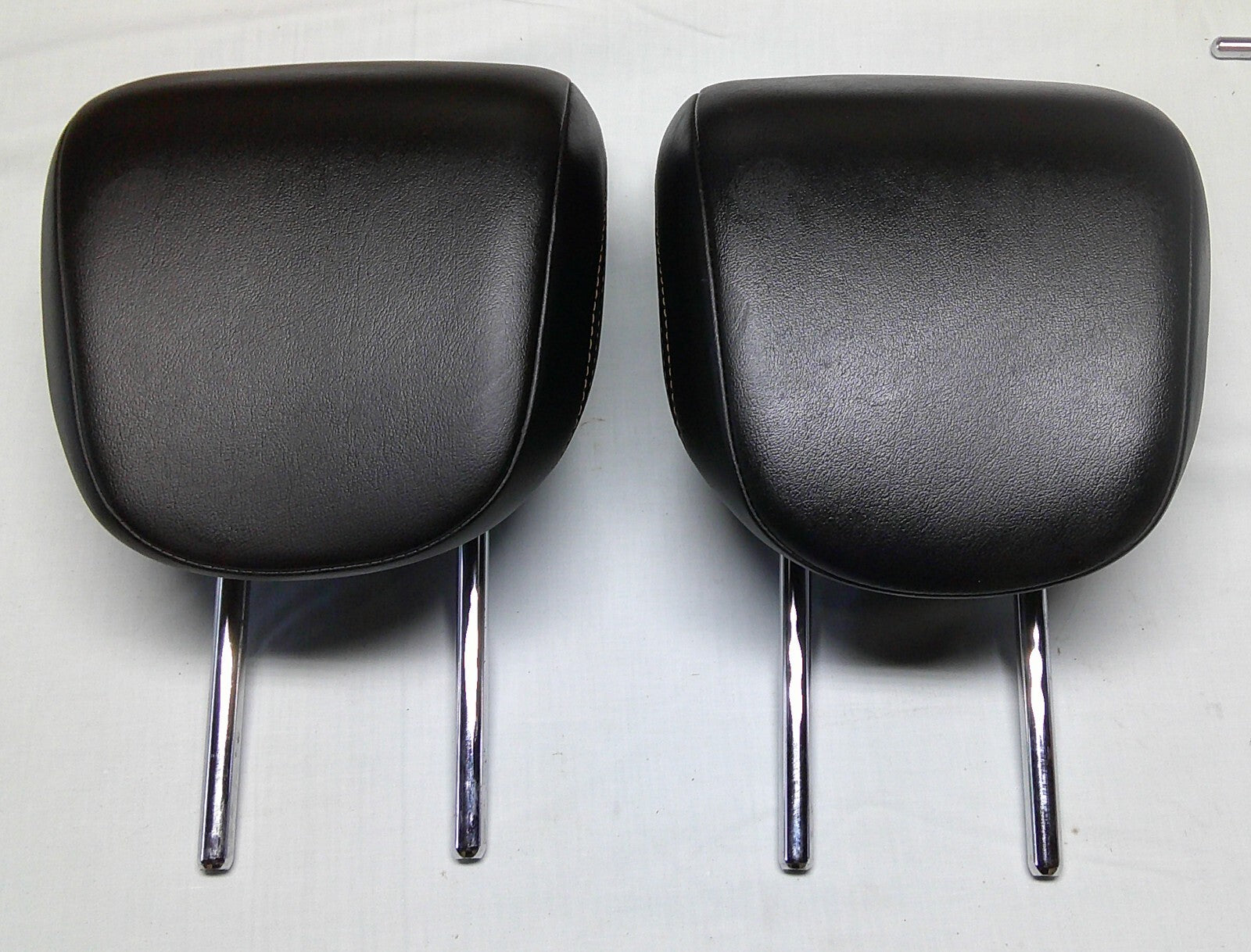 2013 - 2019 CHEVY TRAX OEM BLACK LEATHER REAR LEFT RIGHT HEADREST SET - RarePartsFinder.Com