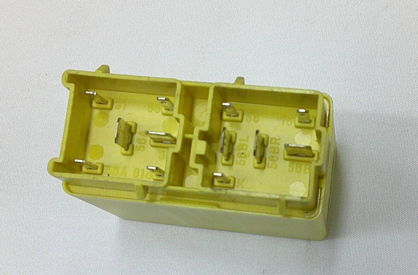VOLVO LIGHT CONTROL RELAY 3545466 TESTED 1 YEAR WARRANTY FREE SHIPPING! M4 - RarePartsFinder.Com