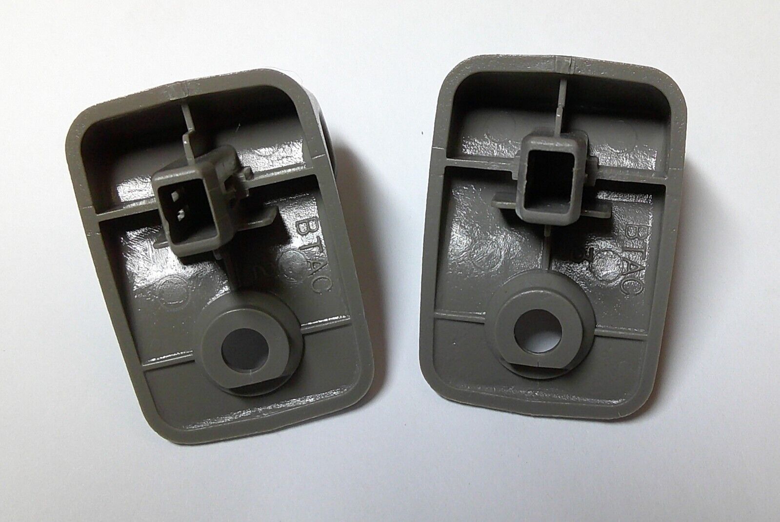 98 -99 MERCURY TRACER 98 - 03 FORD ESCORT SUN VISOR CLIP OEM FREE SHIPPING! SC1