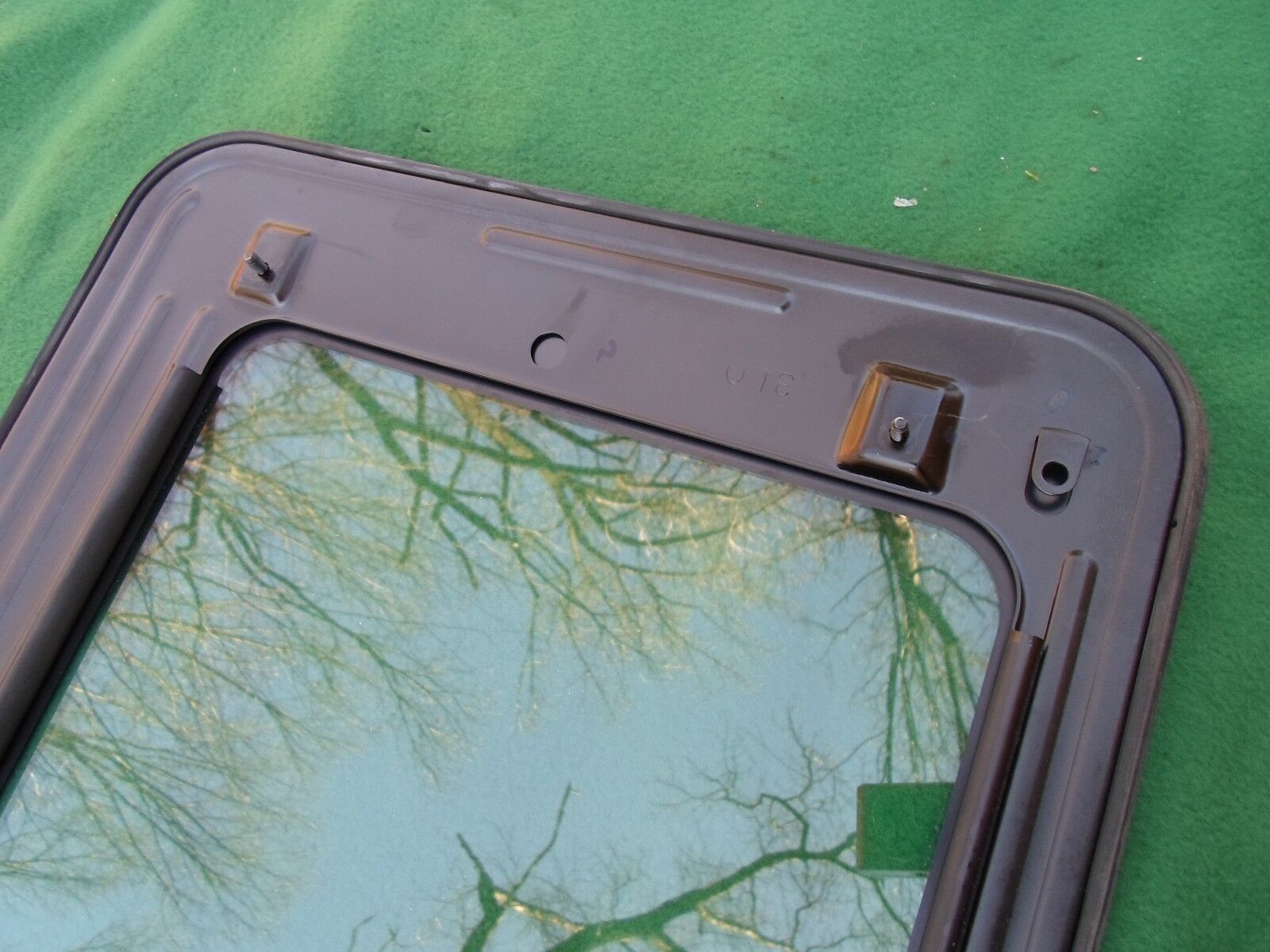 1997 INFINITI I30 YEAR SPECIFIC OEM SUNROOF GLASS NO ACCIDENT! FREE SHIPPING!