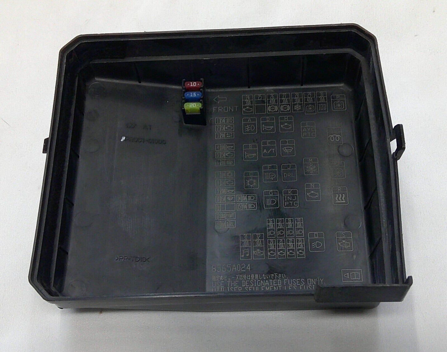 10 - 13 Outlander 08 - 10 Lancer Fuse Box Relay Cover Lid OEM 8565A024 B9