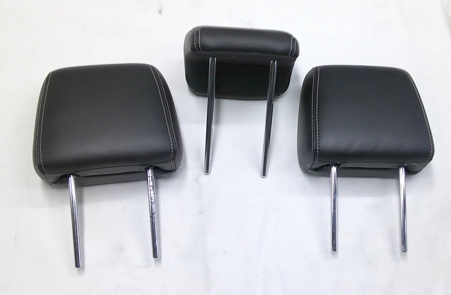 12 - 14 FORD FOCUS OEM BLACK LEATHER REAR LEFT RIGHT HEADREST SET FREE SHIP!