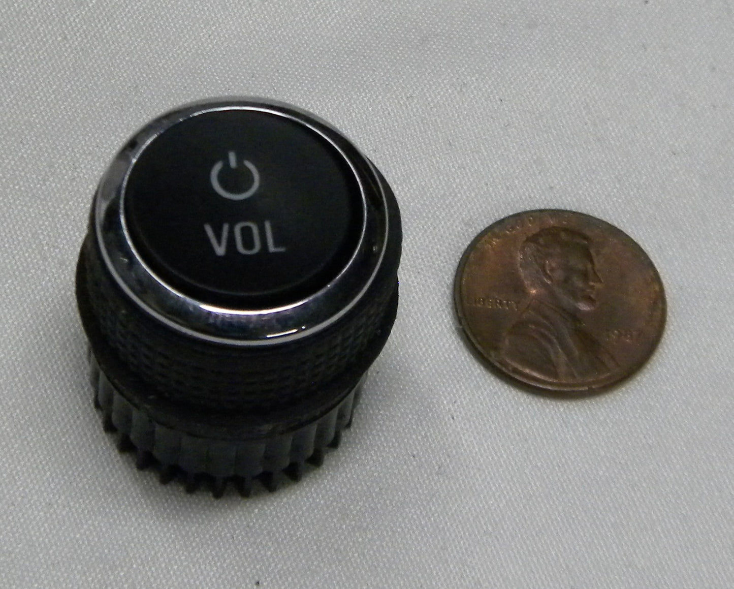 2013 Buick Encore Radio Stereo Volume Control Knob OEM