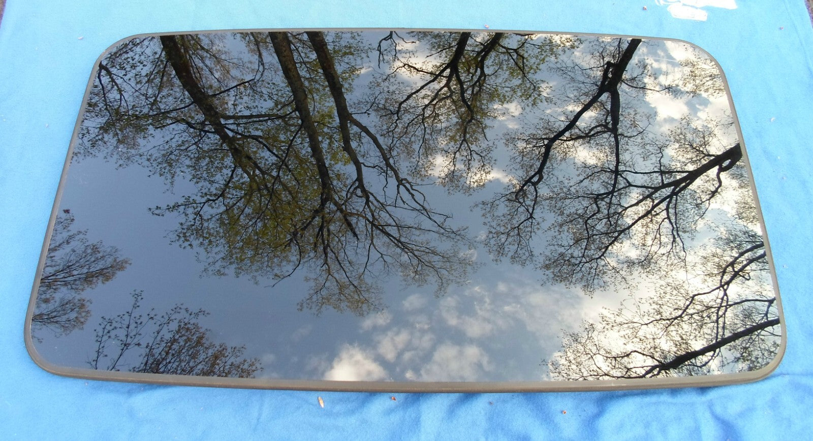 READ!  SCRATCH SPECIAL 2004 - 2008 NISSAN MAXIMA OEM FACTORY SUNROOF GLASS - RarePartsFinder.Com