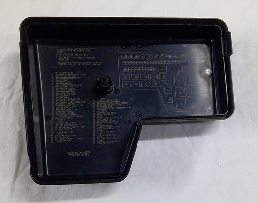 2002 - 2005 Dodge Ram 1500 Engine Relay Fuse Box Center Cover Lid Top B7