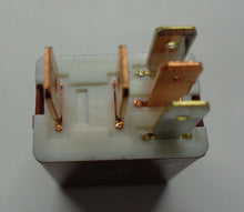USA SELLER TOYOTA RELAY 90987-04004 DENSO TESTED 1 YEAR WARRNTY  T2