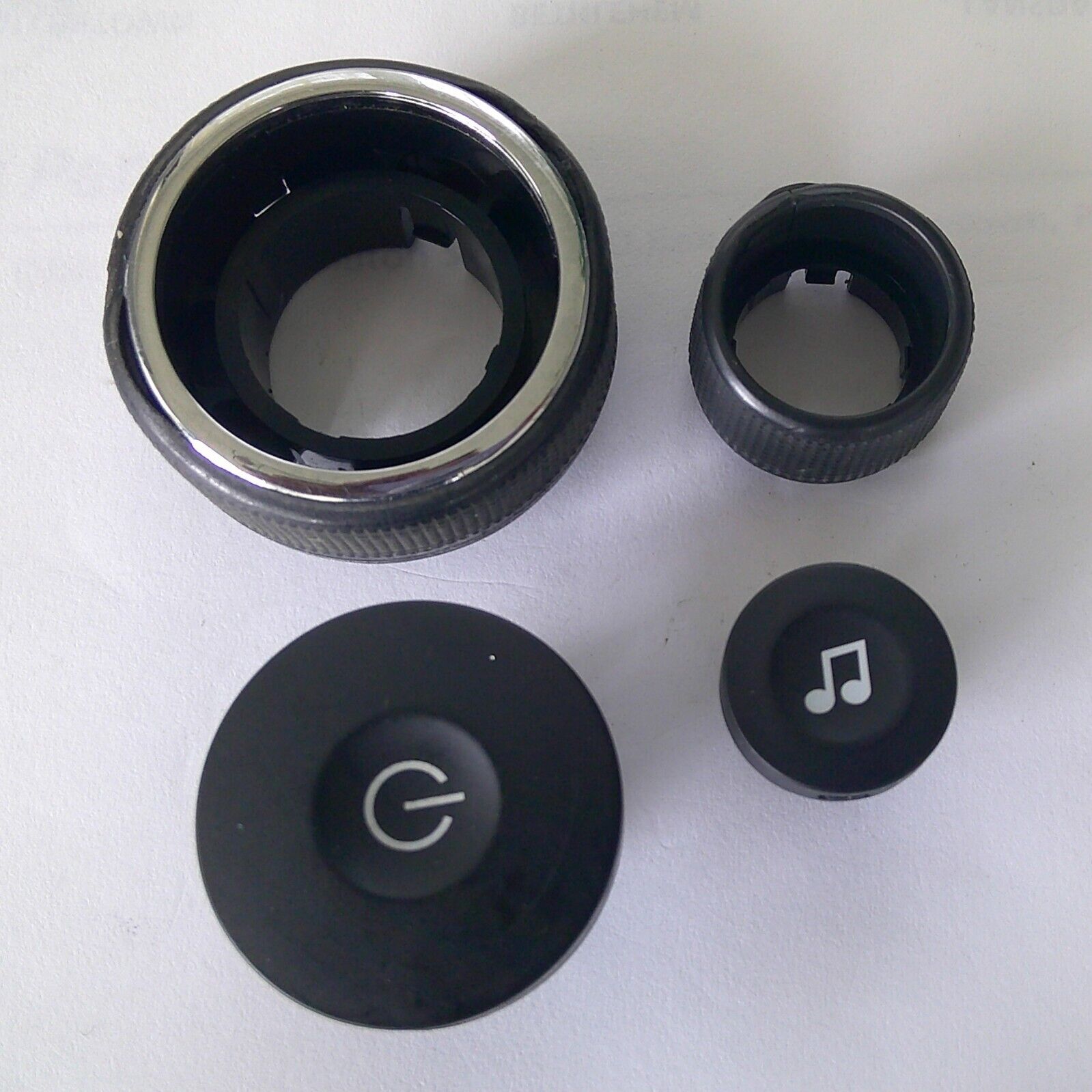 2006 - 2010 CHEVROLET HHR RADIO STEREO TUNER CONTROL KNOB SET OEM FREE SHIP - RarePartsFinder.Com
