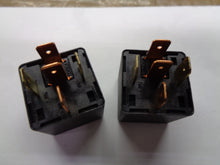 2 HYUNDAI KIA 95220-3B000 RELAYS OEM TESTED 1 YEAR WARRANTY FREE SHIPPING!  HY1 - RarePartsFinder.Com