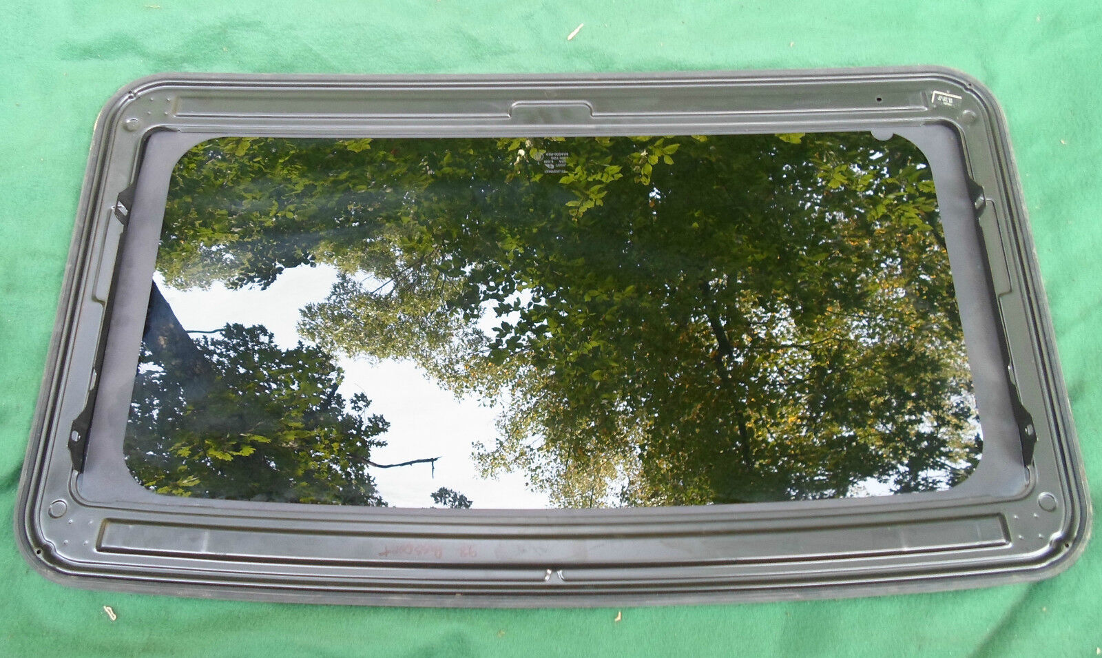 2001 HONDA PASSPORT OEM FACTORY YEAR SPECIFIC SUNROOF GLASS PANEL  FREE SHIPPING