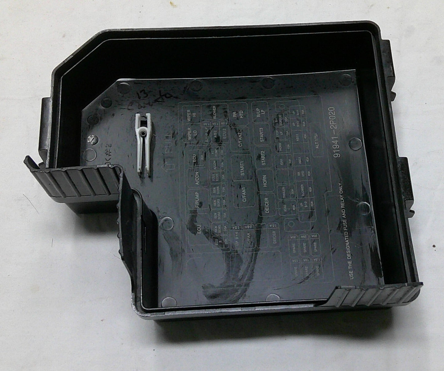 11 - 13 Kia Sorento Fusebox Fuse Box Relay Module Cover Lid OEM 91941-2P020 R1