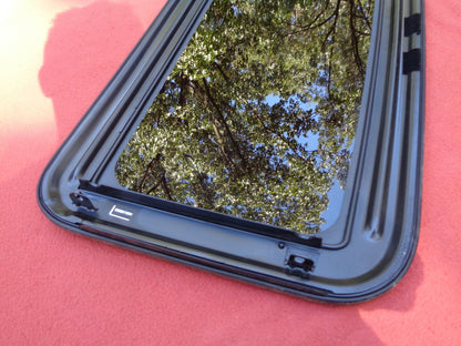2016 JEEP COMPASS YEAR SPECIFIC SUNROOF GLASS NO ACCIDENT OEM