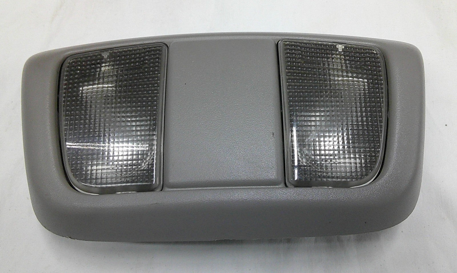 2001 - 2004 Nissan Pathfinder Xterra Overhead Dome Light 26430-9Z500  R2