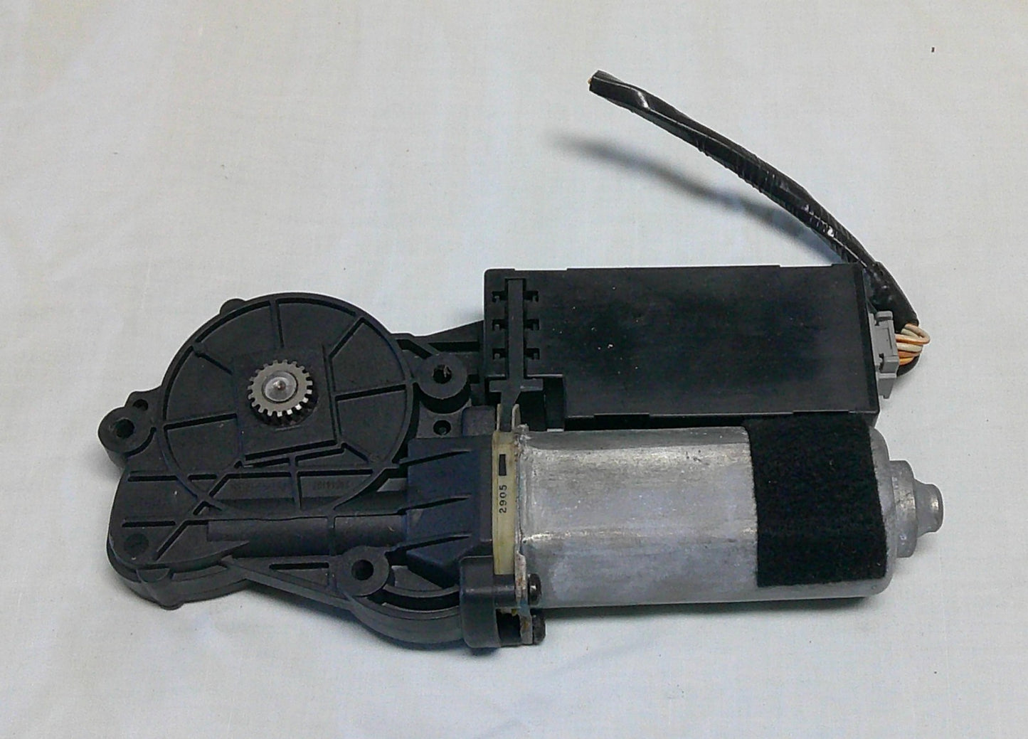 2009 - 2014 DODGE CHALLENGER SUNROOF MOTOR OEM TESTED 68056964AA
