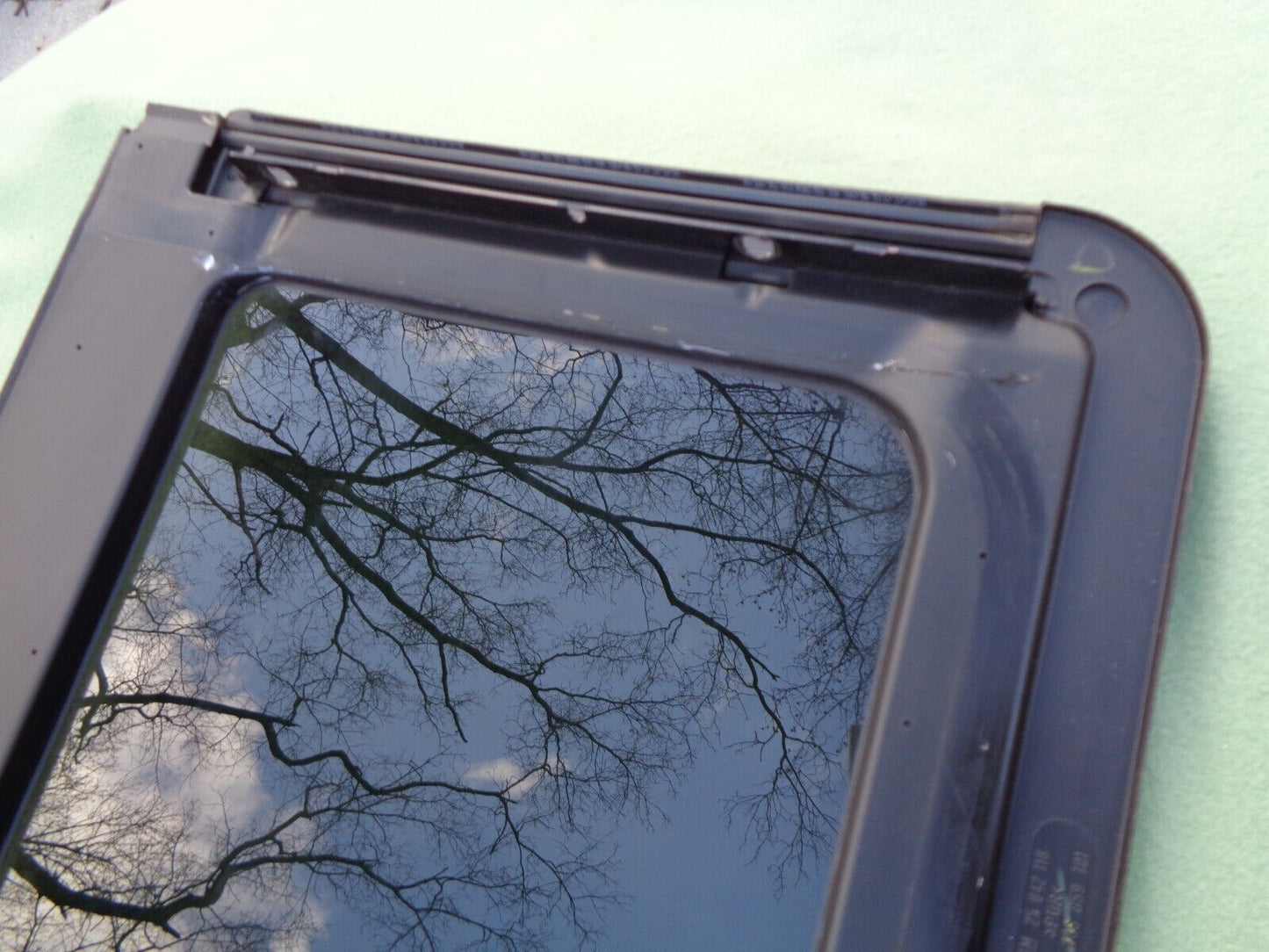 2014 - 2020 CHEVY IMPALA REAR PANORAMIC SUNROOF GLASS OEM FREE SHIPPING - RarePartsFinder.Com