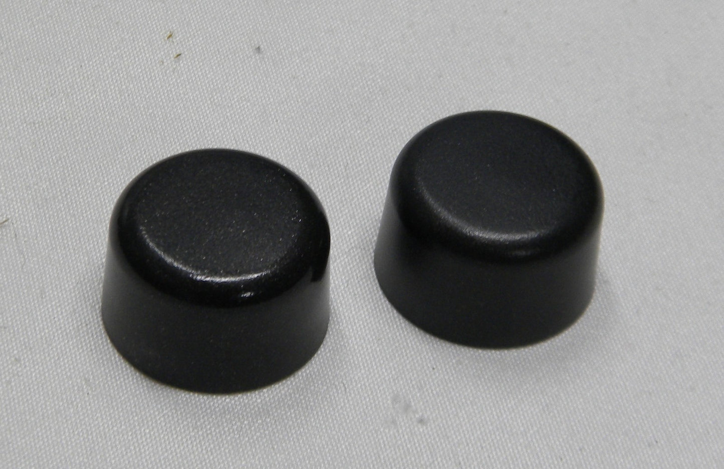 2002 - 2006 Toyota Camry Radio Stereo Control Knob Set 86128-AA020 OEM