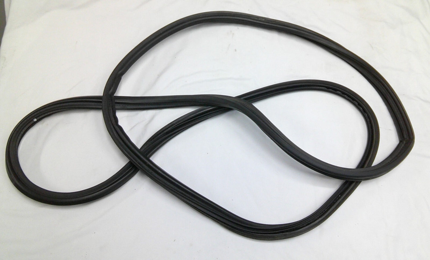 10 - 12 Honda Crosstour Driver Front  On Body Weatherstrip OEM 72355-TP6-A01 W4