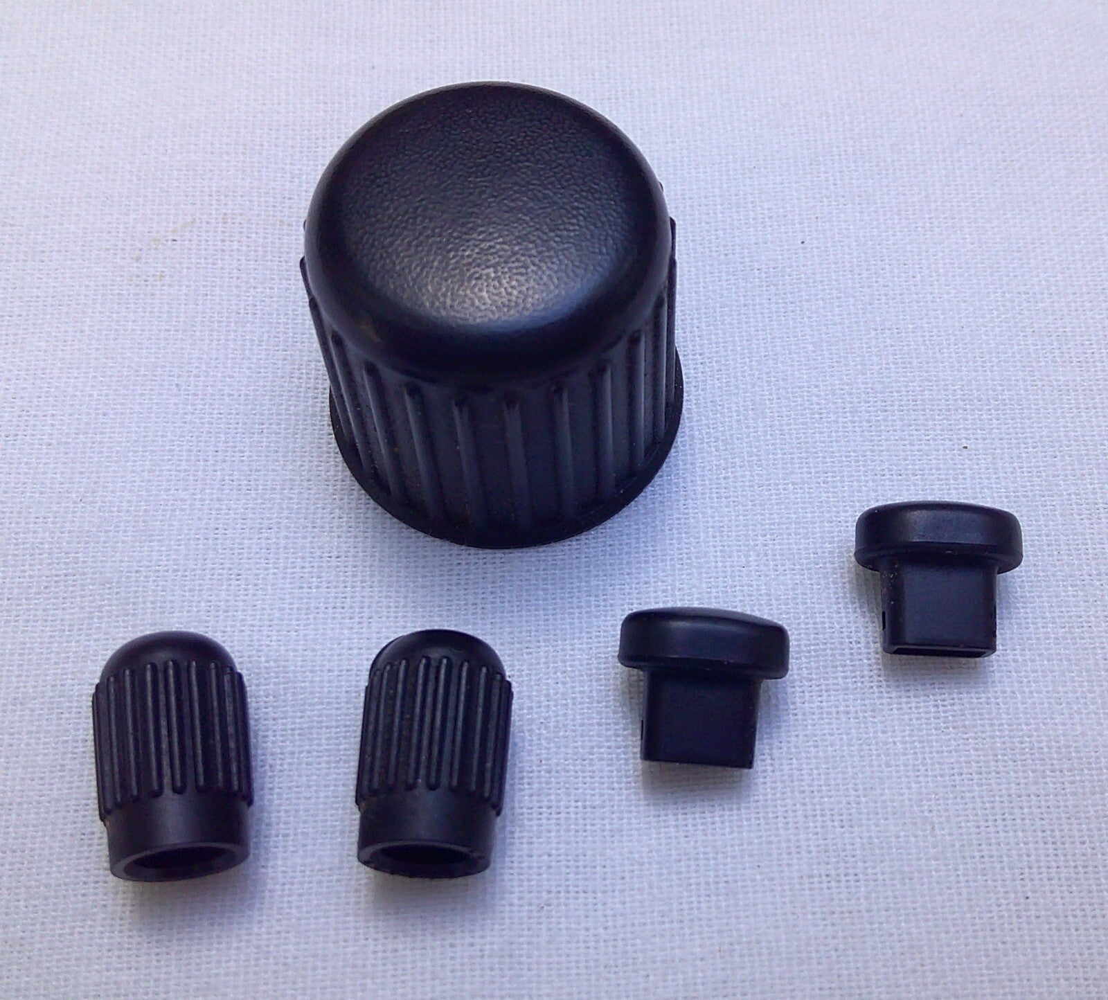 2002 2003 DODGE RAM PICKUP RADIO STEREO TUNER SELECTOR KNOB OEM SET - RarePartsFinder.Com