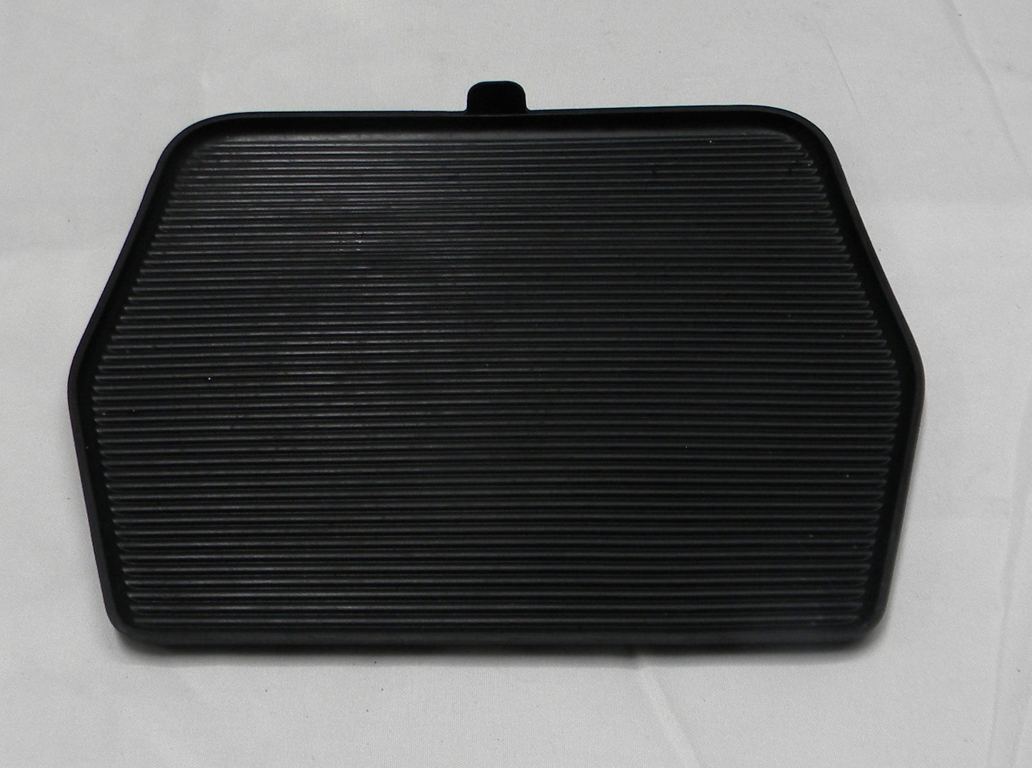 2008 -2012 ESCAPE MARINER CENTER CONSOLE RUBBER STORAGE MAT 8L84-78047A74-A  A20