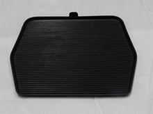 2008 -2012 ESCAPE MARINER CENTER CONSOLE RUBBER STORAGE MAT 8L84-78047A74-A  A20