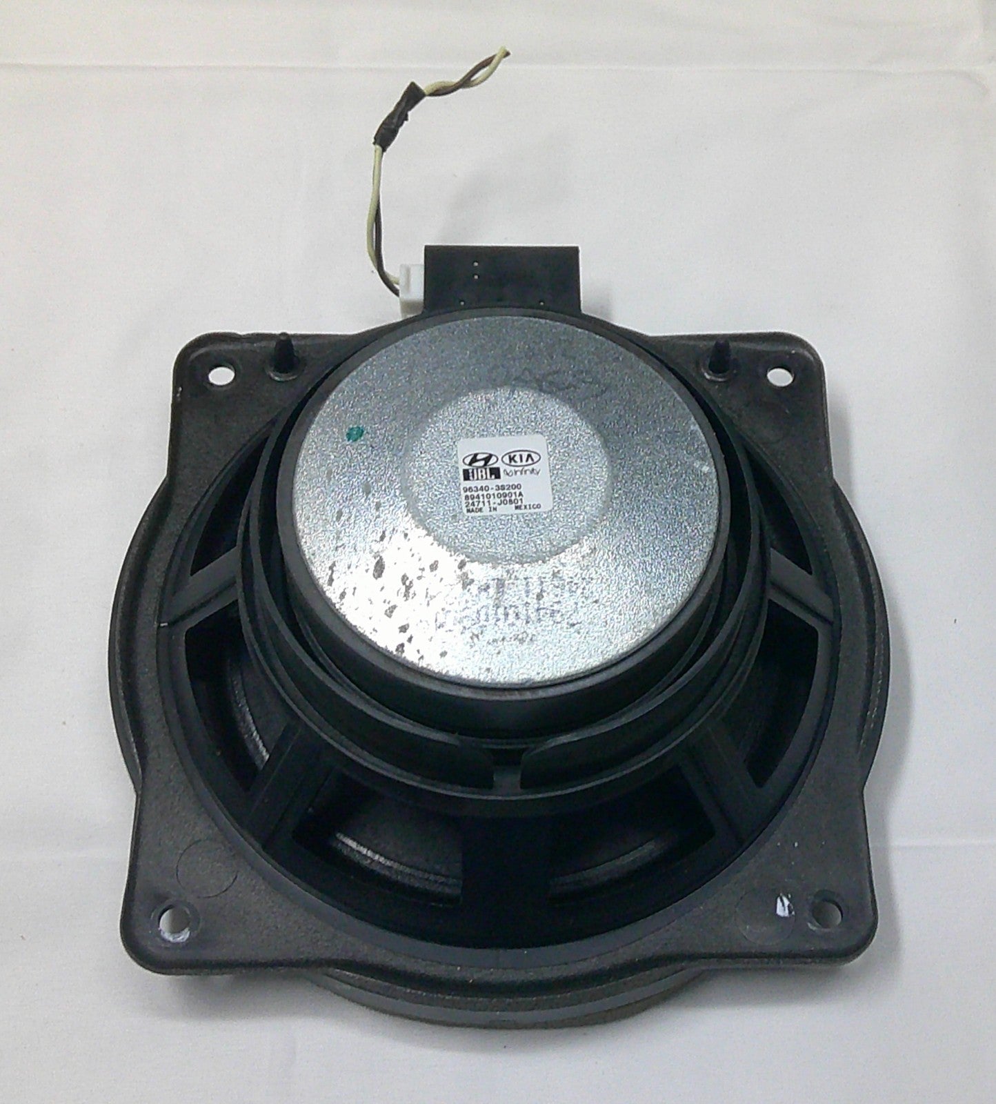 11 - 14 Azera / 09 - 19 Sonata Hybrid / 11 - 19 Hybrid Speaker 96340-3S200 A3