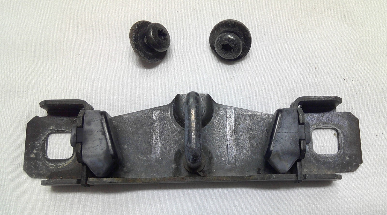 VOLVO S40 XC60 V50 TRUNK LID STRIKER w/ BOLTS 31276686 OEM FREE SHIPPING! A17