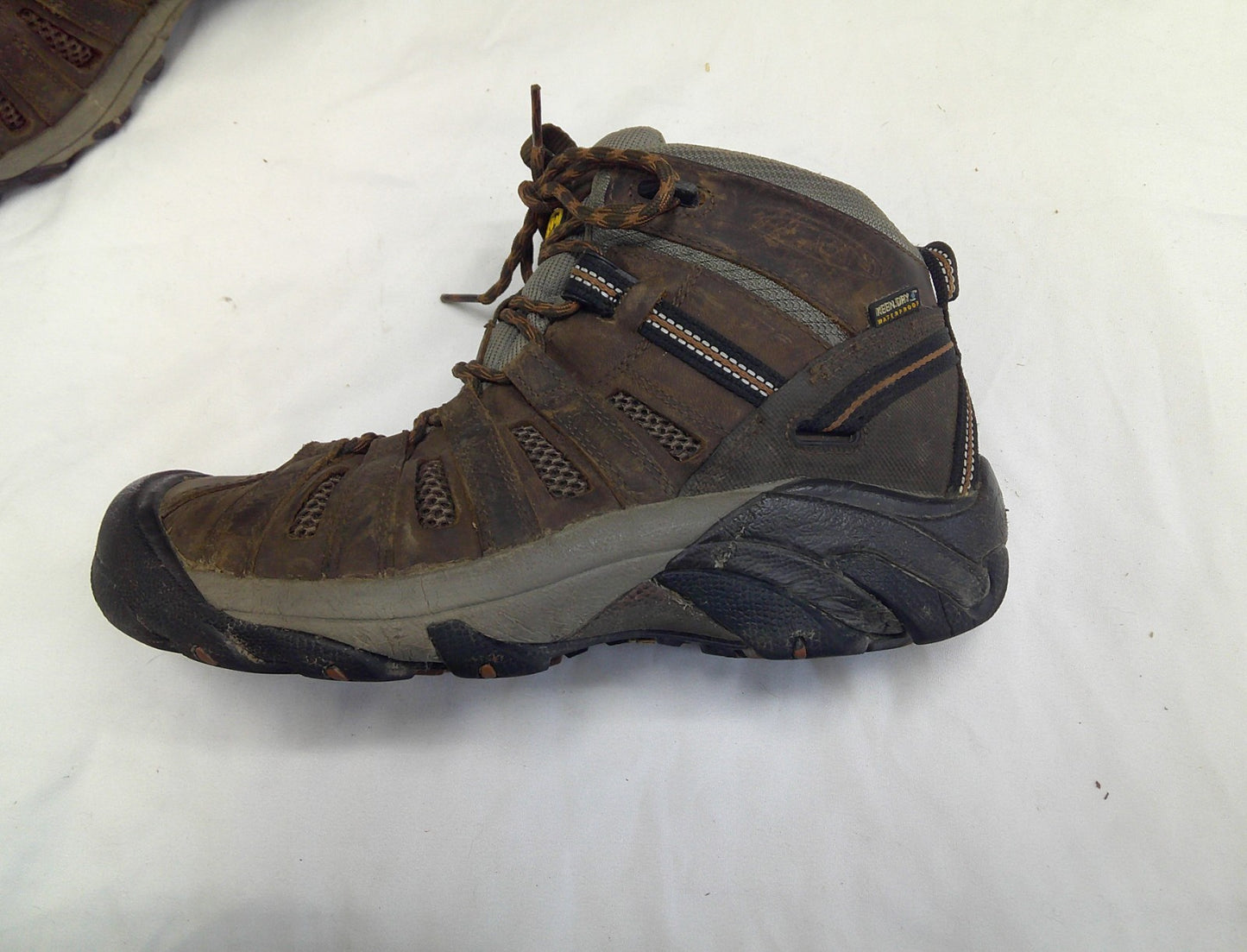 Keen Boots Mens 7D Brown Leather Waterproof Hiking Trail Outdoors Fair Shape B11