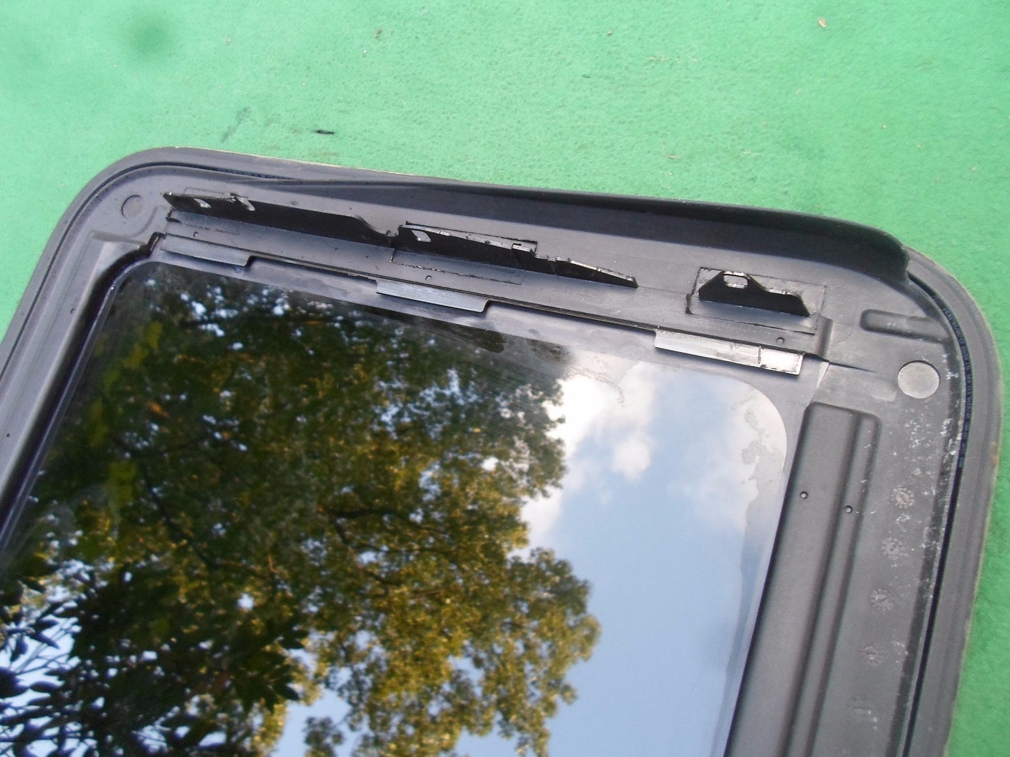2015 DODGE DART OEM FACTORY YEAR SPECIFIC SUNROOF GLASS - RarePartsFinder.Com