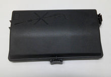 14 - 16 CHEVY IMPALA ENGINE COMPARTMENT FUSE RELAY BOX TOP LID COVER 22950965 R4