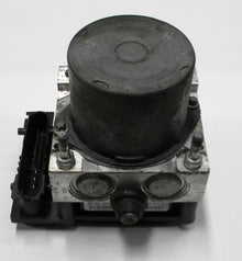 2005 - 2006 Subaru Legacy ABS Anti-Lock Brake Pump Control  27534-AG02A  M13