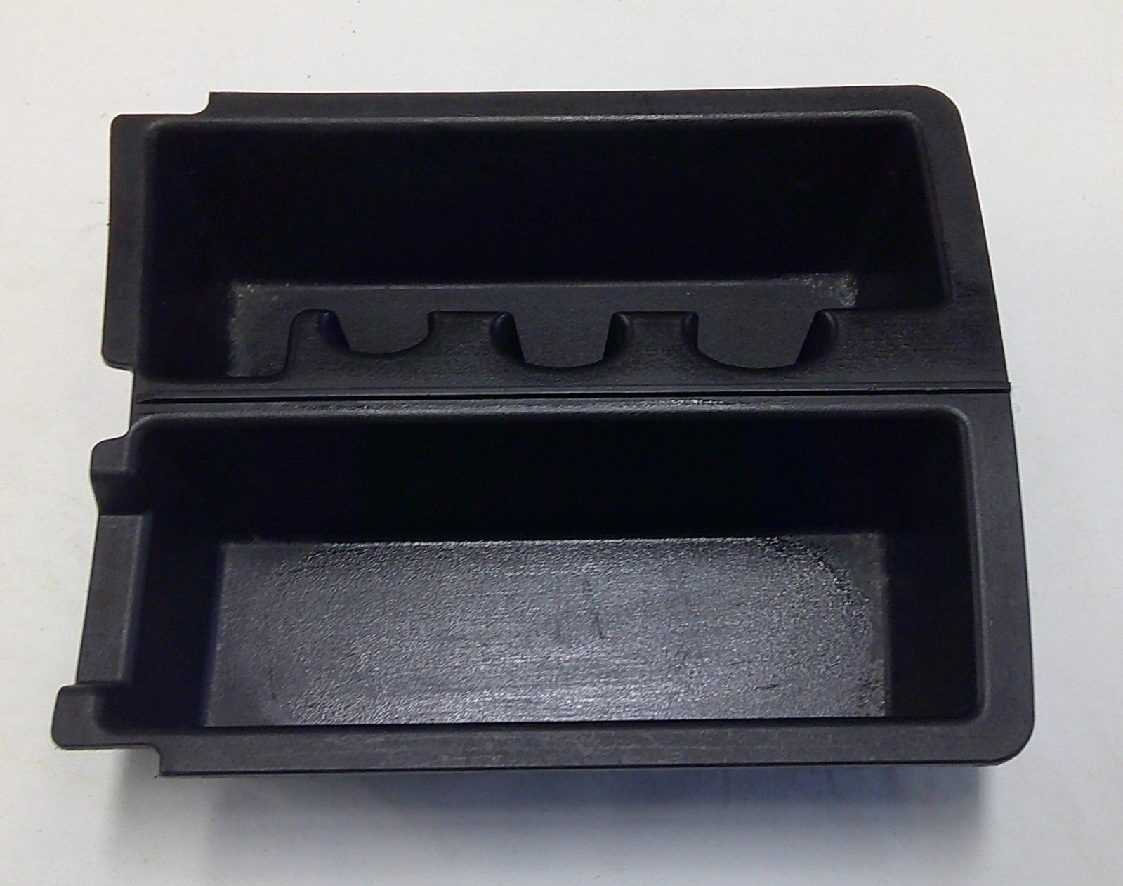 Acadia Enclave Traverse Center Console Coin Holder Compartment 25877308 OEM R2 - RarePartsFinder.Com