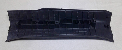 06-14 Honda Ridgeline Rear RH Passeg  Sill Step Molding Black 84211-SJC-A01ZB B3