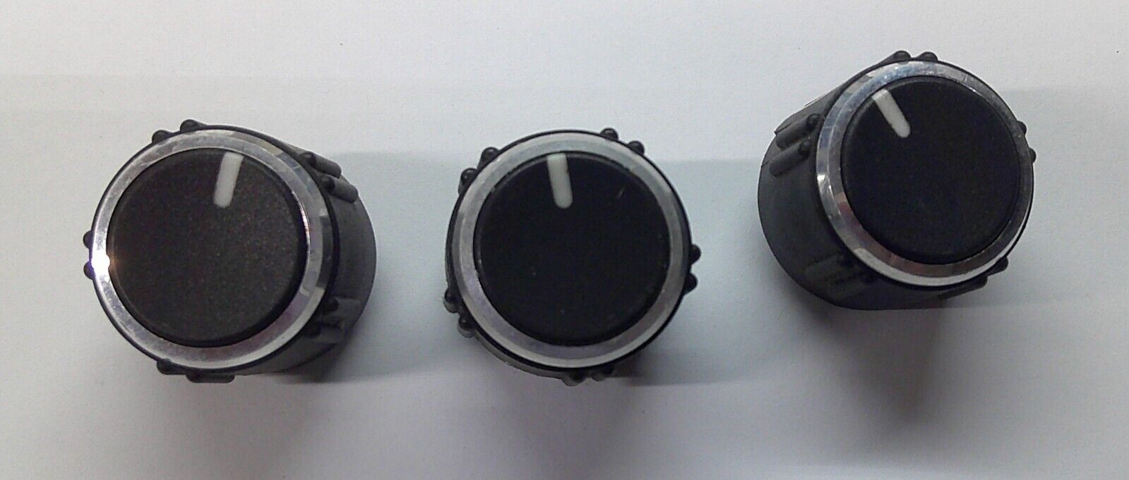 2004 - 2008 PONTIAC G6 CLIMATE CONTROL HVAC AC HEAT KNOB SET OEM FREE SHIPPING! - RarePartsFinder.Com