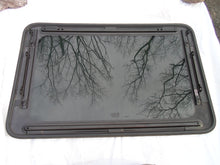 2005 PONTIAC G6 YEAR SPECIFIC SEDAN OEM SUNROOF GLASS NO ACCIDENT! FREE SHIPPING - RarePartsFinder.Com