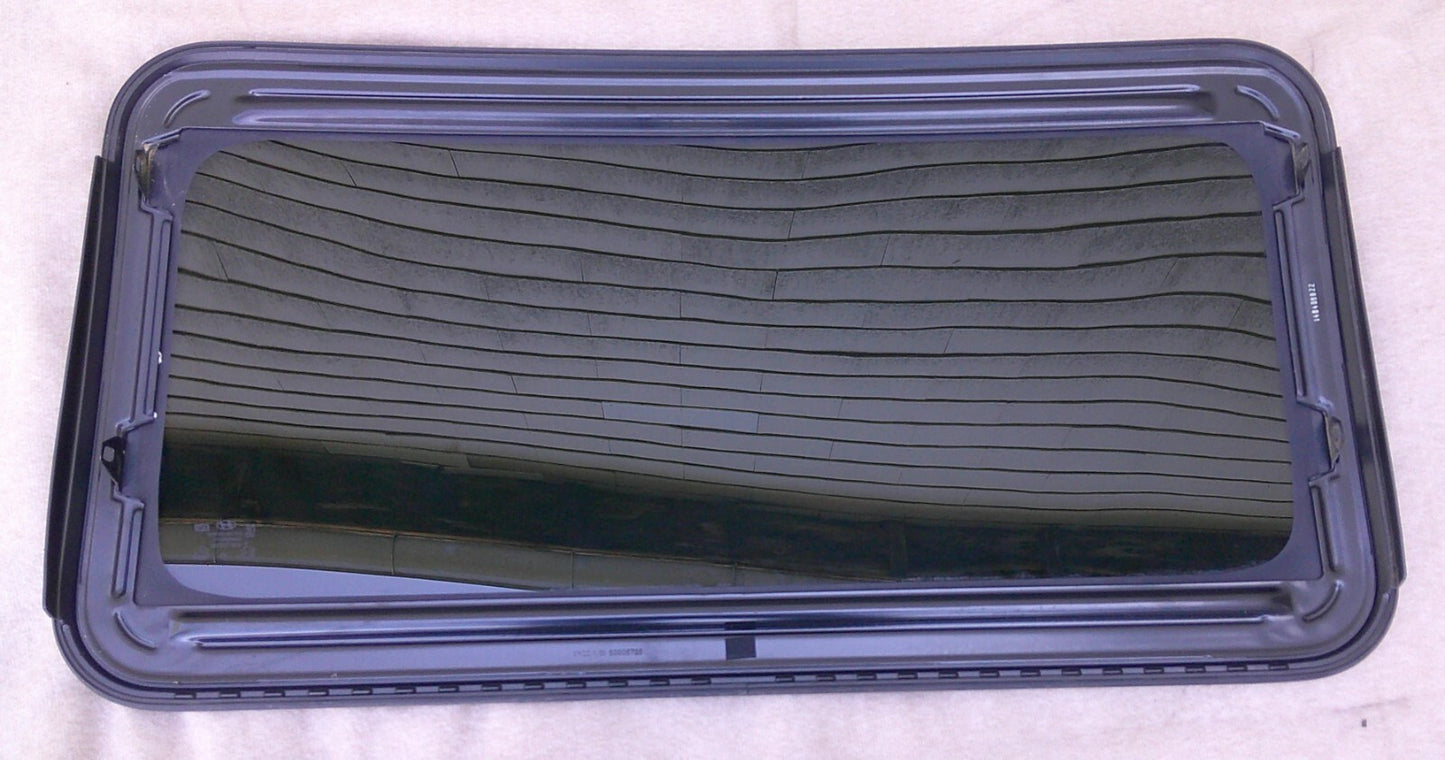 2013 - 2014 HYUNDAI ELANTRA 2 DOOR COUPE OEM FACTORY SUNROOF GLASS FREE SHIPPING - RarePartsFinder.Com