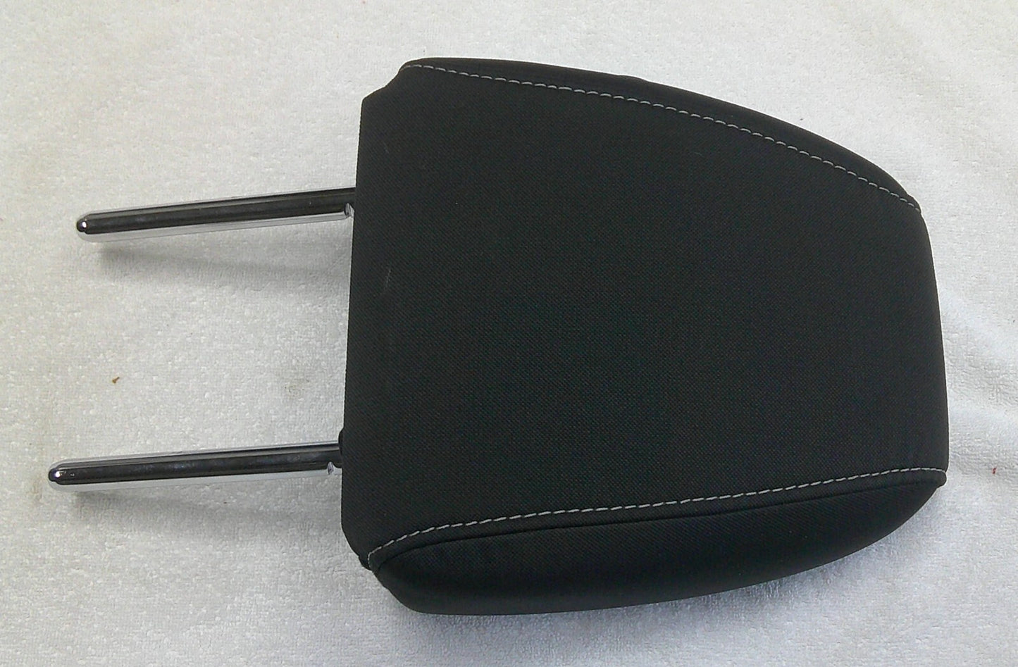 13 - 16 FORD ESCAPE REAR L / R SIDE HEADREST HEAD REST BLACK CLOTH OEM FREE SHIP