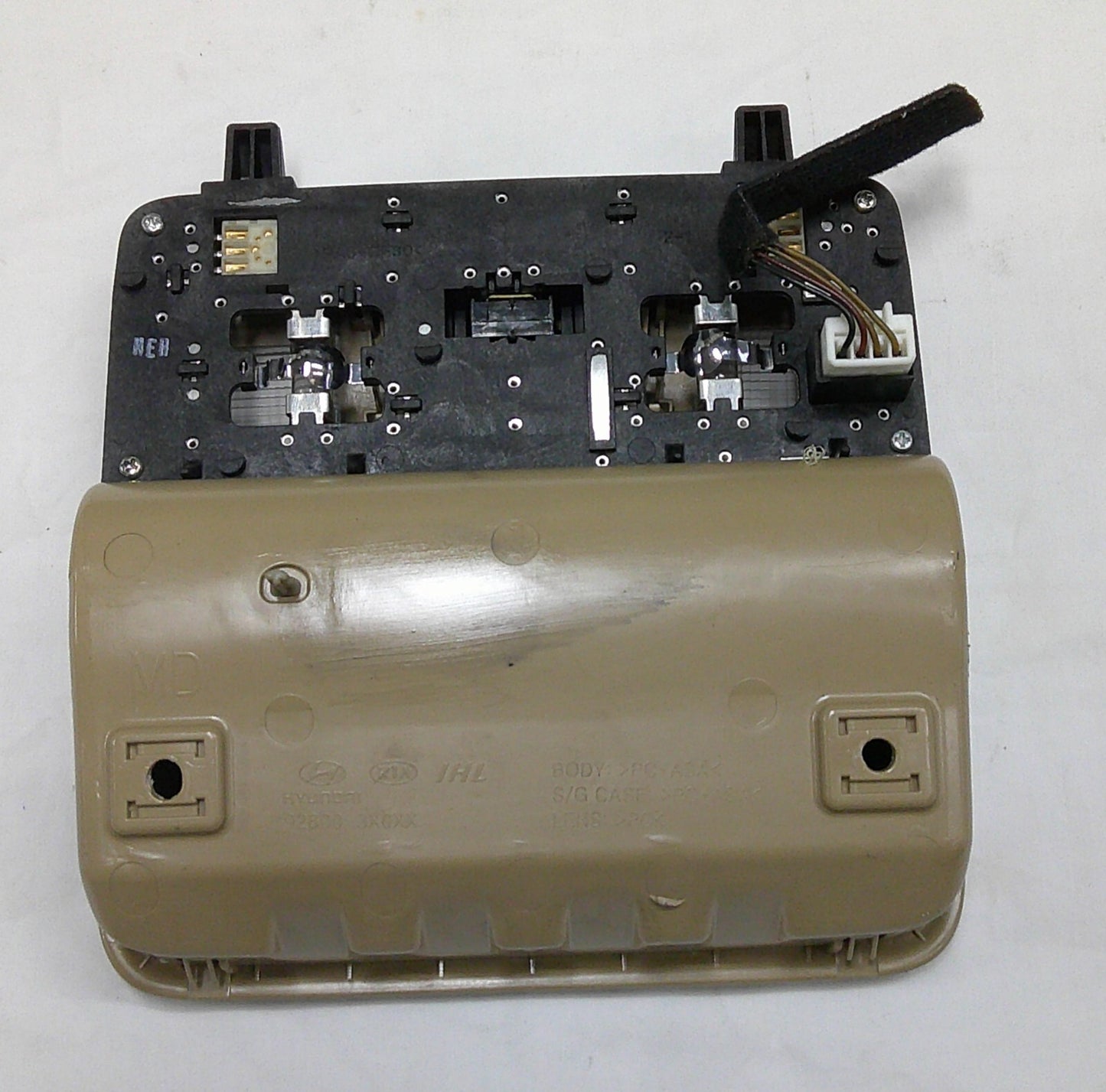 2011-2013 Hyundai Elantra Beige Overhead Center Map Dome Light Console OEM  B8
