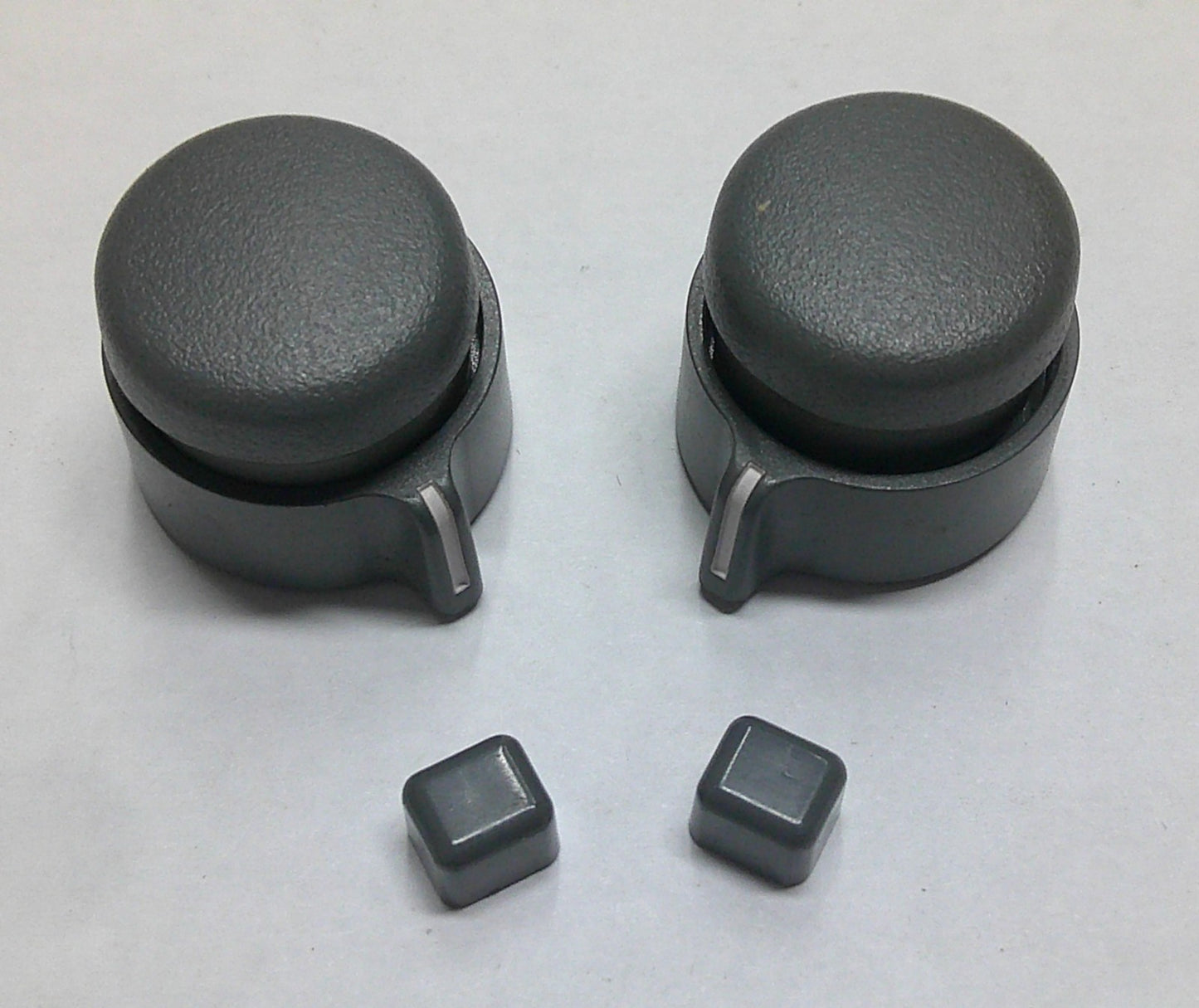 1992 PONTIAC GRAND AM RADIO STEREO TUNER KNOB SET OEM - RarePartsFinder.Com