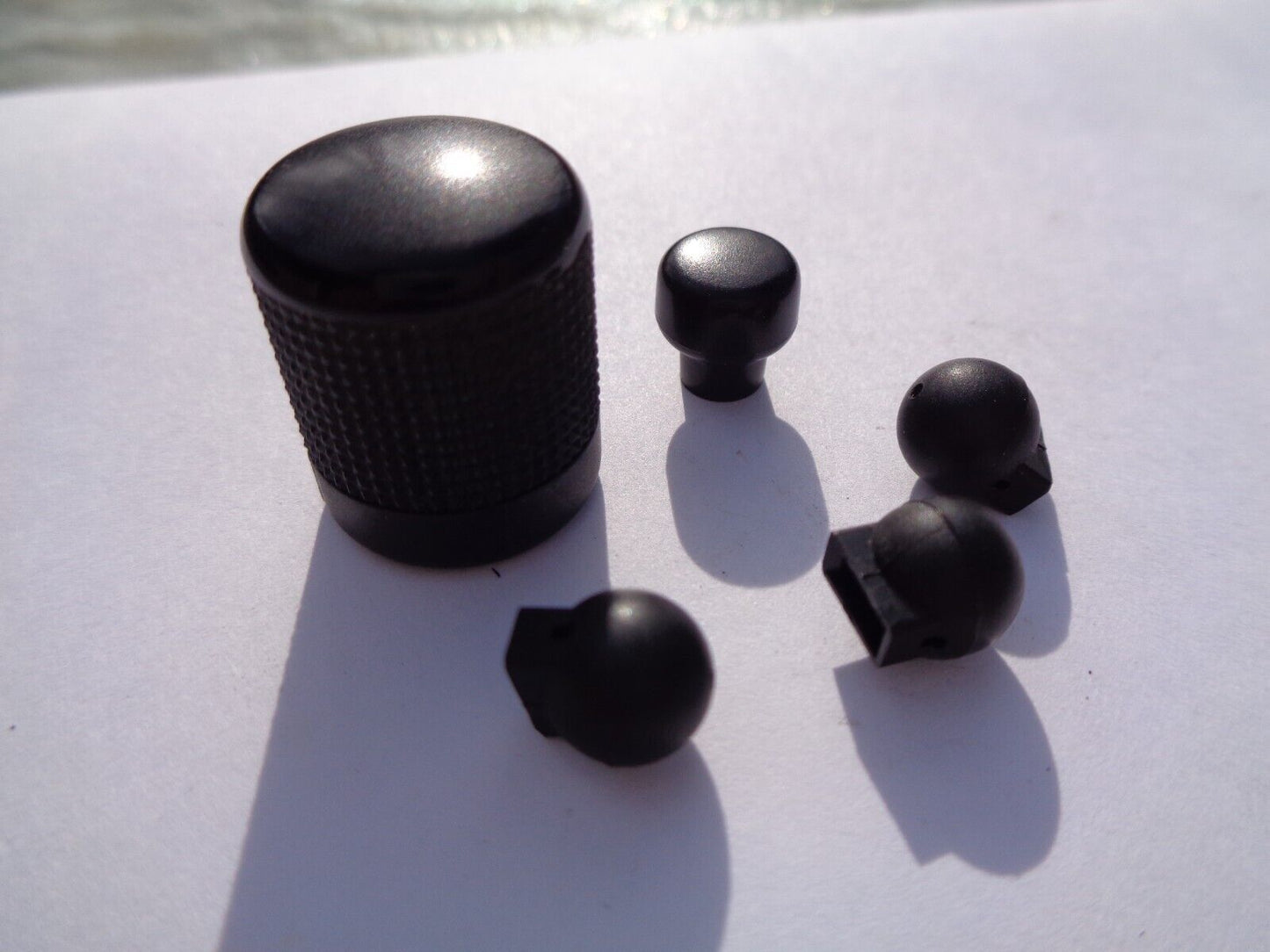 96 97 98 JEEP CHEROKEE RADIO STEREO TUNER SELECTOR KNOB OEM SET FREE SHIPPING! - RarePartsFinder.Com