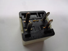 MAZDA MITSUBISHI RELAY KLG418821 OEM TESTED FREE SHIPPING! 1 YEAR WARRANTY MZ1 - RarePartsFinder.Com
