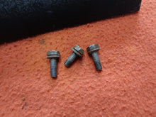 2005 - 2011 HYUNDAI ACCENT ENGINE COVER W/ BOLTS OEM 22405-26150 FREE SHIP A1 - RarePartsFinder.Com