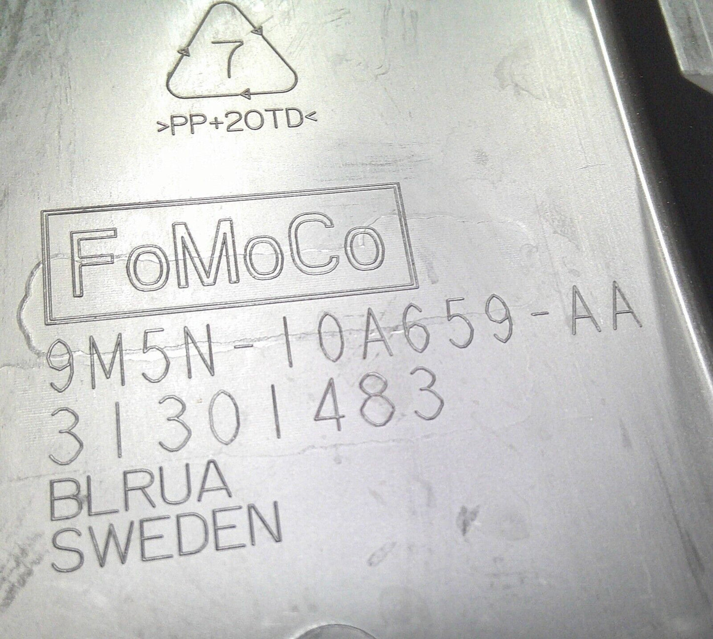 Volvo Battery Cover 9M5N10A659AA 31301483 27019655 OEM FREE SHIPPING R1 - RarePartsFinder.Com