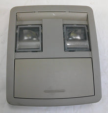 2005 - 2010 JEEP CHEROKEE MAP DOME LIGHT ROOF OEM PANEL B12