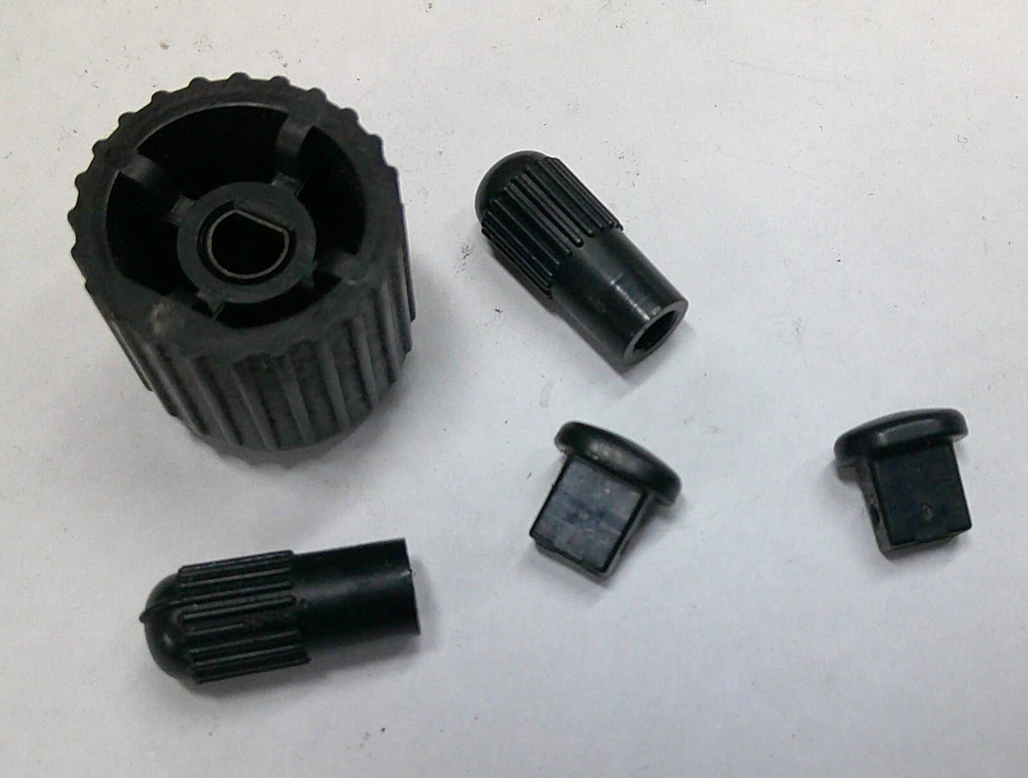 01 02 03 04 DODGE DAKOTA RADIO STEREO TUNER SELECTOR KNOB OEM SET