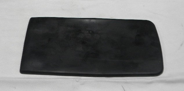 2003 - 2006 Tahoe Suburban Yukon Center Console Storage Tray Rubber 15178540 A17