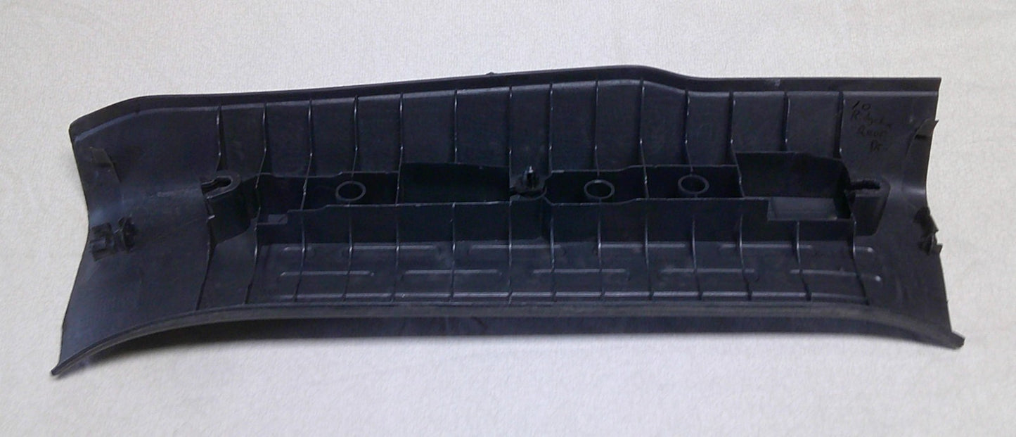 06-14 Honda Ridgeline Rear LH Driver  Sill Step Molding Black 84261-SJC-A01ZB B2